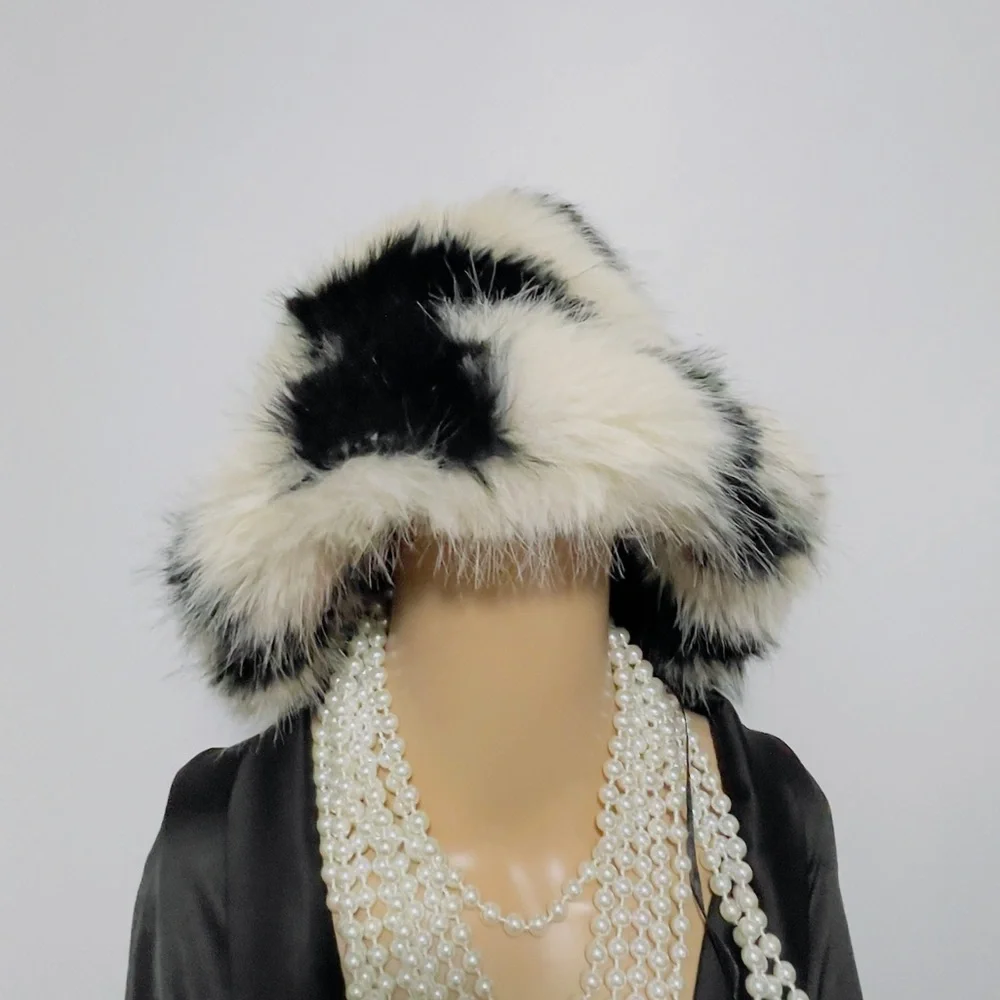AKIRA Black and Cream Faux Fur Bucket Hat